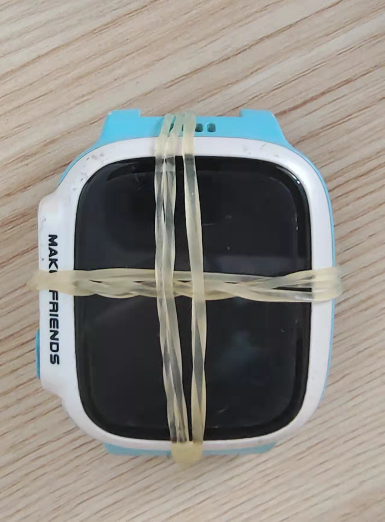 小天才z6更换电池教程 (小天才手表更换电池需要多少钱)