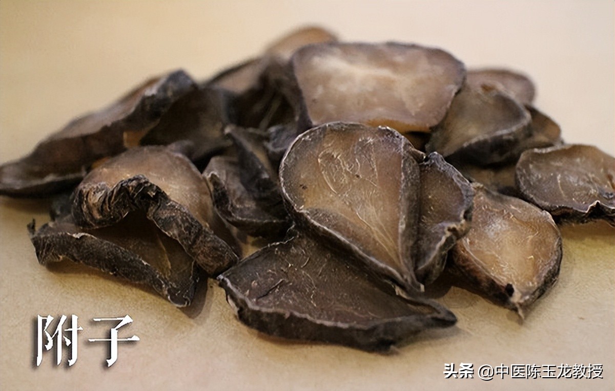 中医治疗膀胱结石经典处方,治疗胆结石肾结石膀胱结石的方子