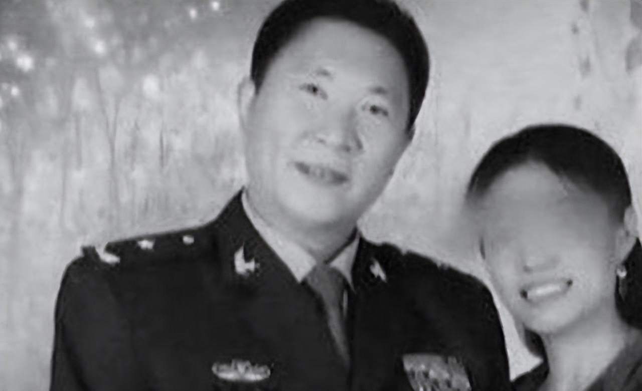 假少将骗财,假少将去诈骗