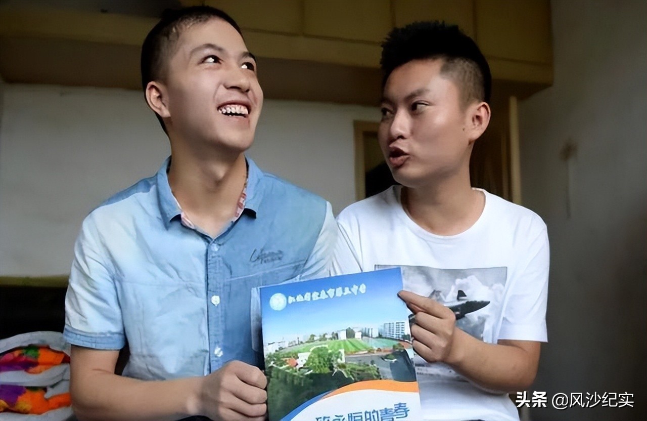 江西高考夺刀少年救人,夺刀少年拒绝清华大学破格录取