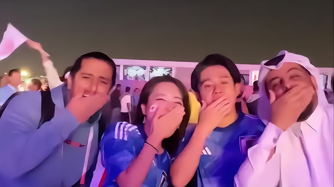 德国队对伊朗队,德国队抗议的态度