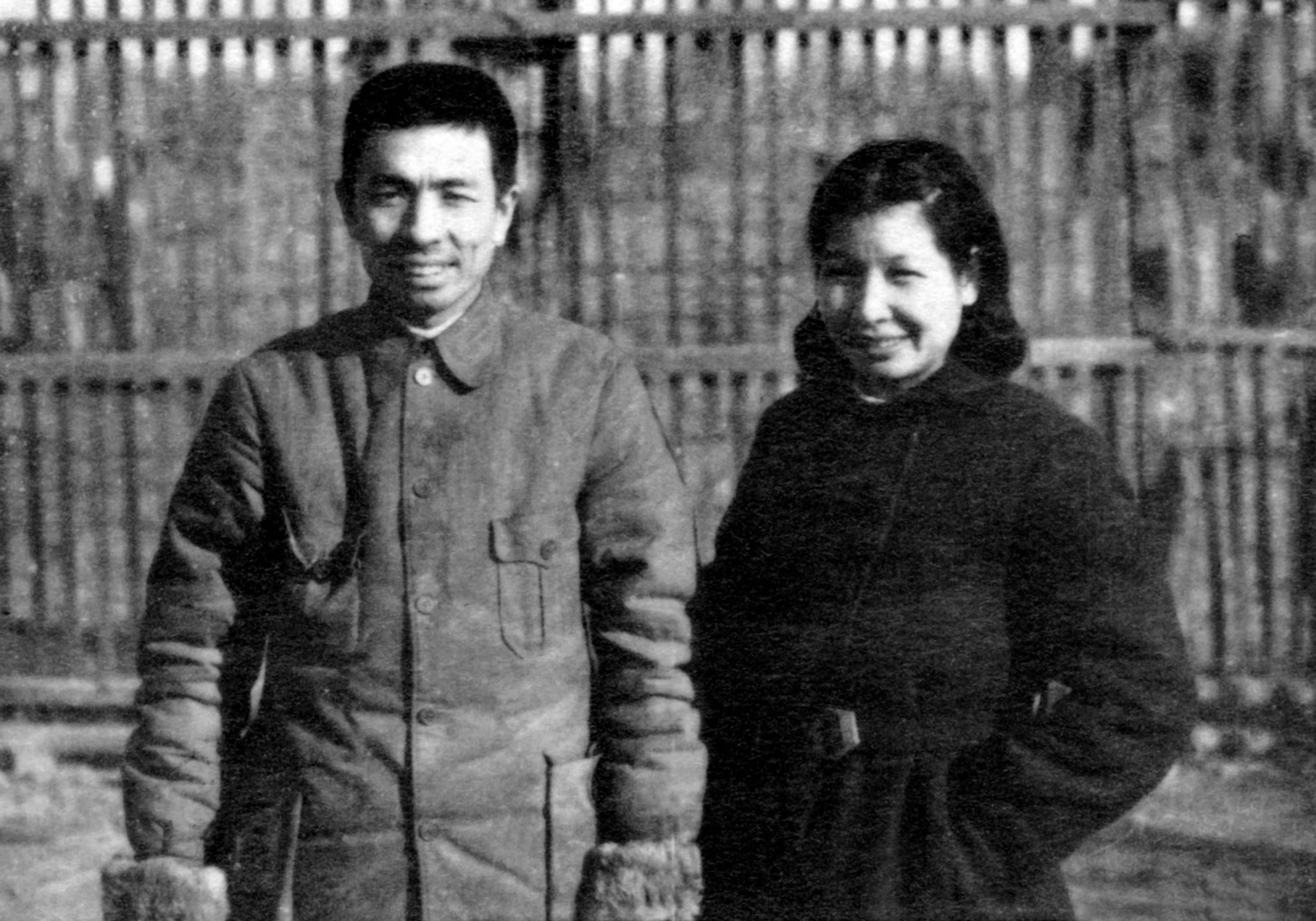 陶斯亮的背景有多强大？她的母亲敢和毛主席吵架，父亲官至正国级