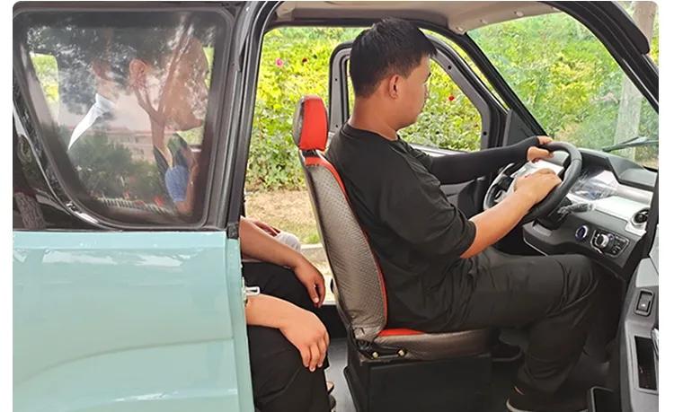 最新款老年代步四门四座电动车,低速微型四座电动车最新款