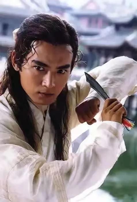 陆小凤夹得住天外飞仙吗,陆小凤能不能夹住西门吹雪的剑