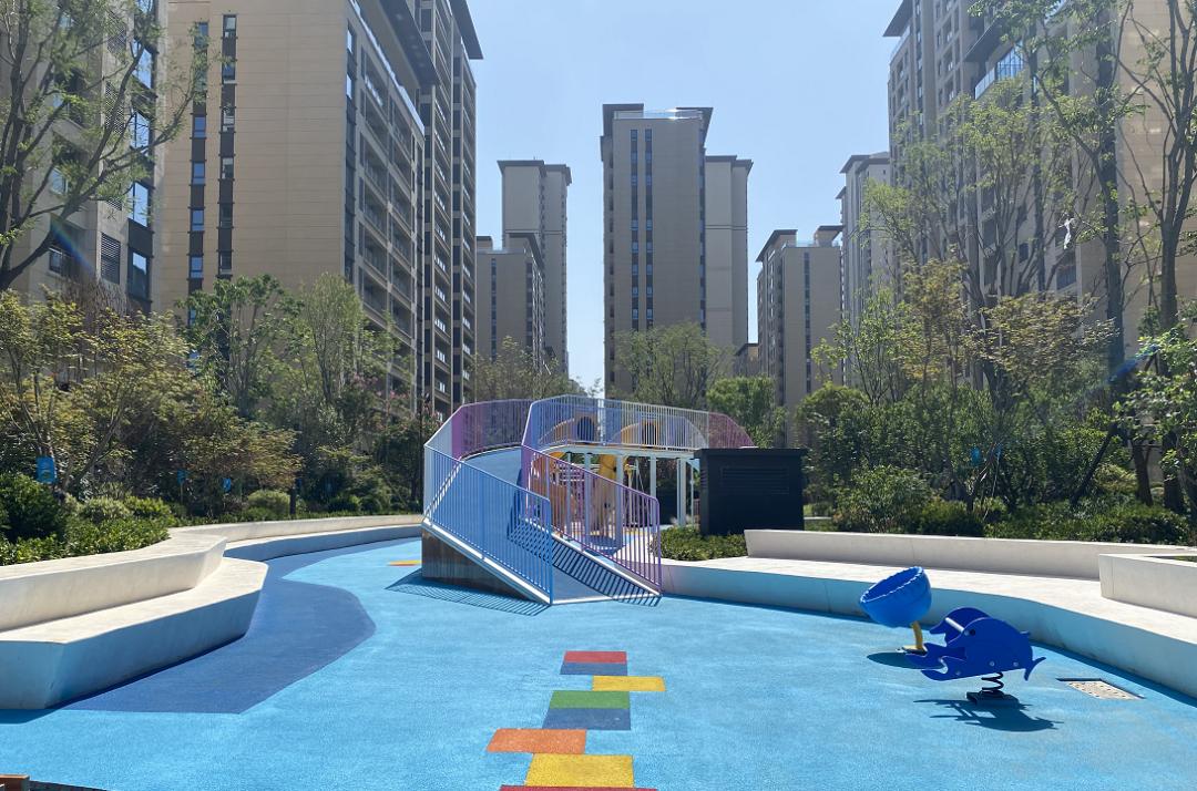 儿童活动区设计效果图,儿童活动区户外设计效果图