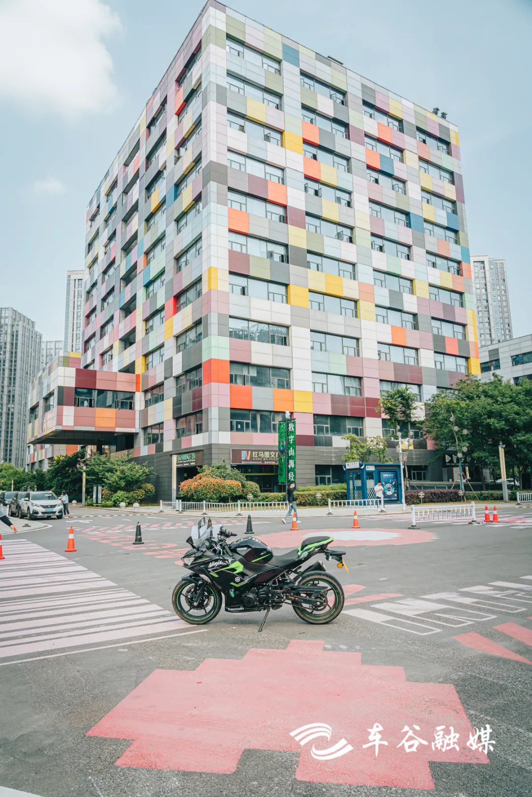 车谷灯光秀,车谷光影秀