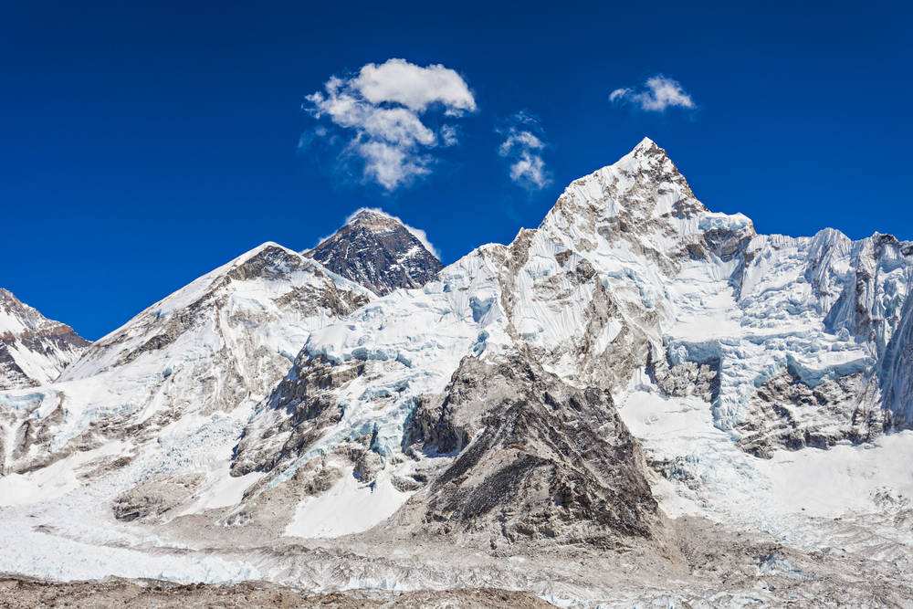 世界最高的山，不是珠穆朗玛峰，而是另外有两座山，到底有多高