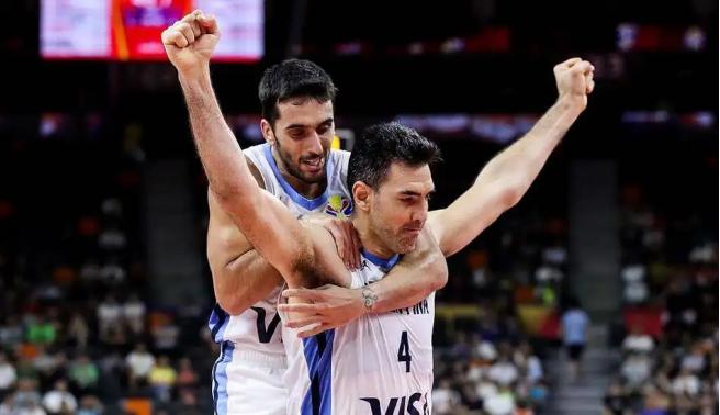 2003阿根廷男篮,2004年男篮阿根廷对美国