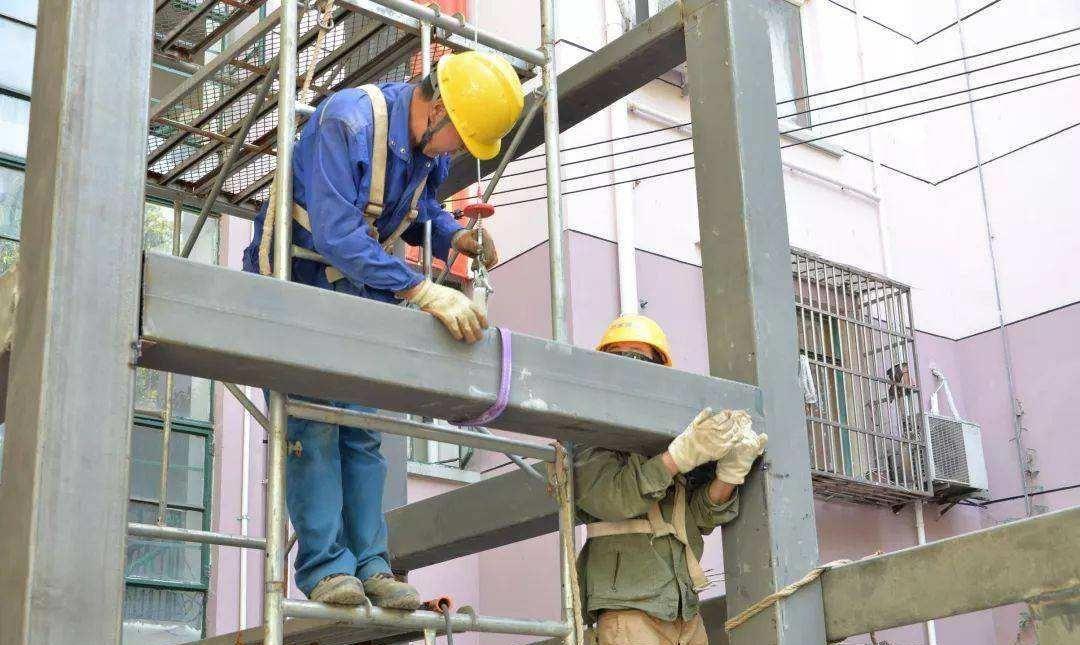 旧房改造安装电梯为何后悔,旧房安电梯几年后有后悔的吗