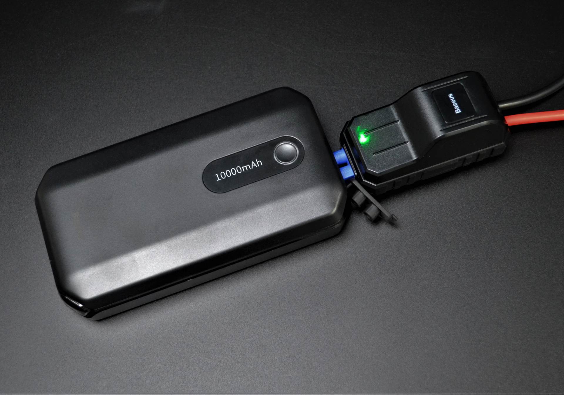 汽车应急启动电源要注意什么,汽车应急启动电源怎么操作安全