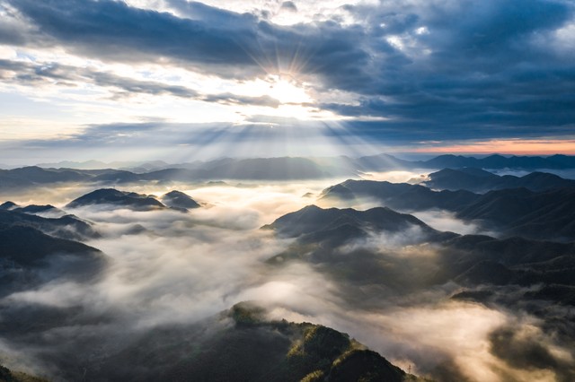 男人想女人不会直接表达吗,男人疯狂想见一个女人