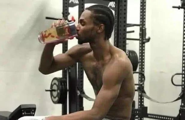 4场0罚球！NBA第一软中锋！让保罗喂了整整3年