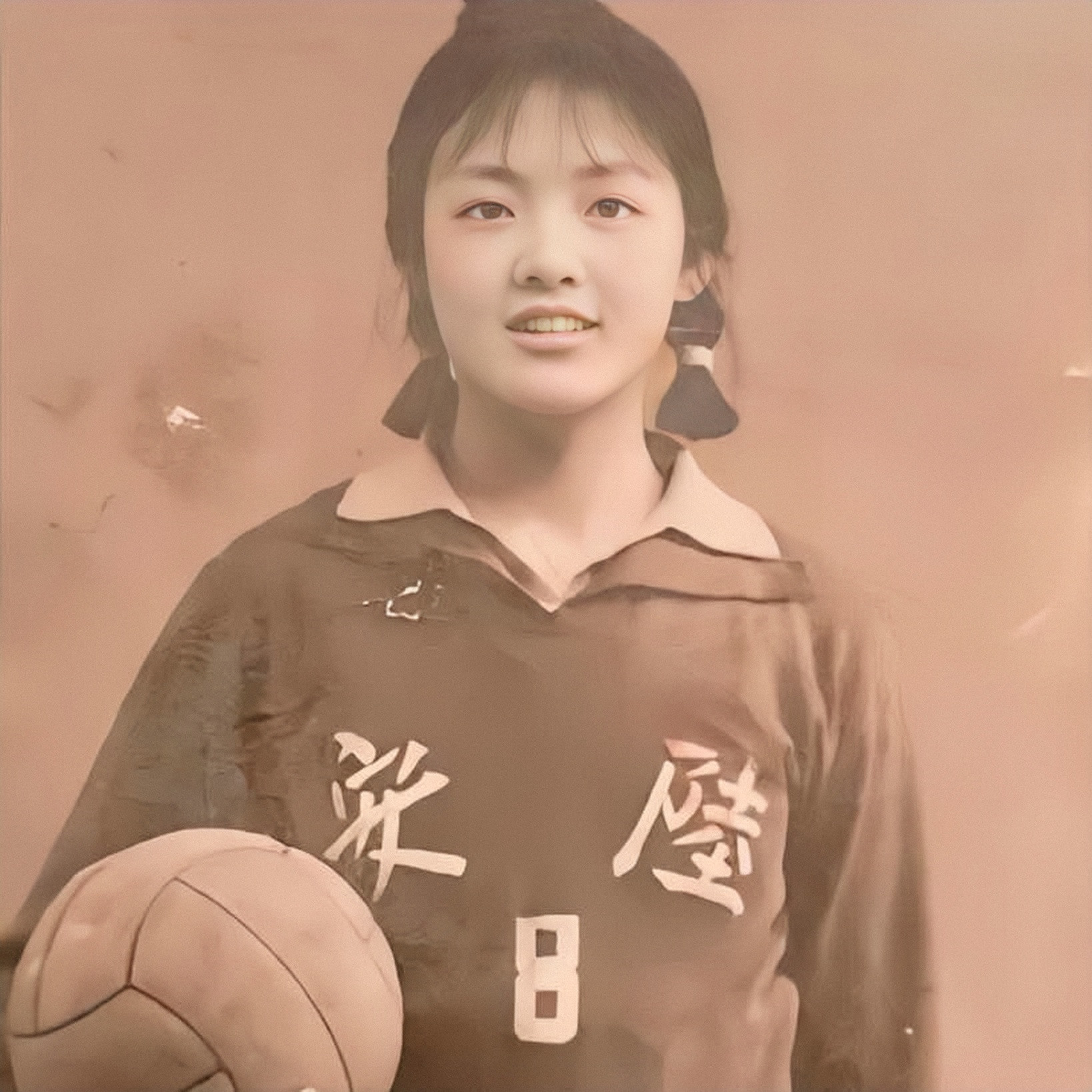 张兰为何落魄到开直播,张兰怎么从一无所有又翻身的