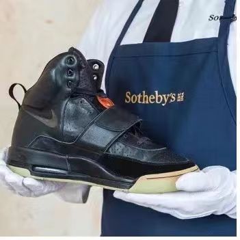 nike一年卖出多少双球鞋,nike一年可以卖多少双鞋