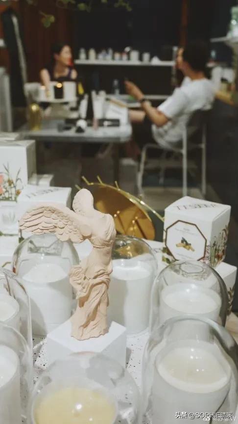 宝石山底下,宝石山下香水店