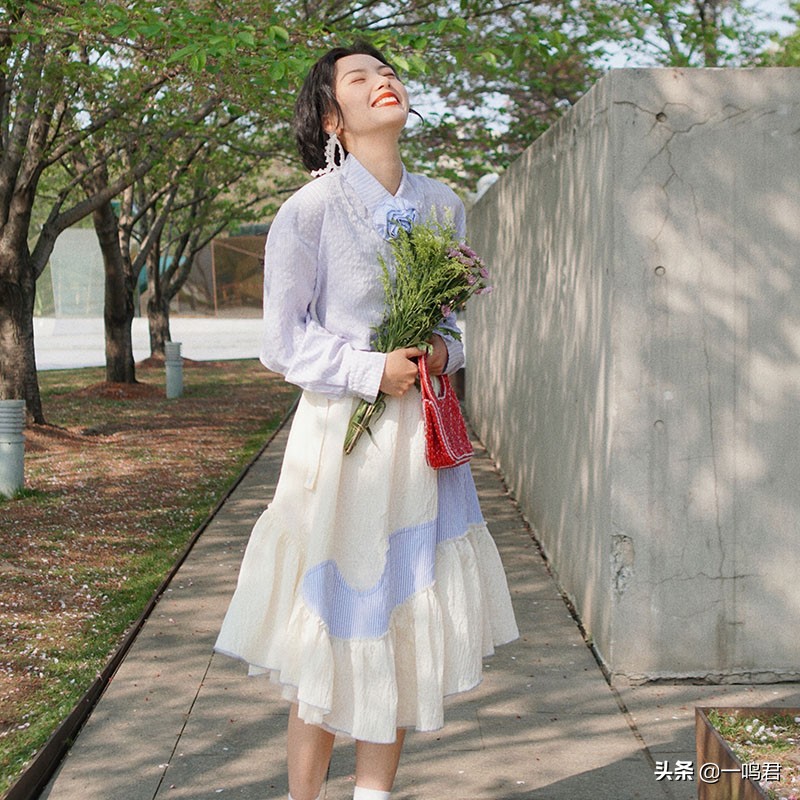 辣目洋子万鹏穿搭,辣目洋子同款绿色套装