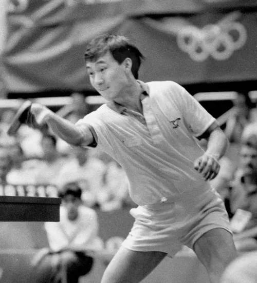 乒乓入奥24年,盘点国乒28位奥运冠军:马龙王曼昱都是唯一