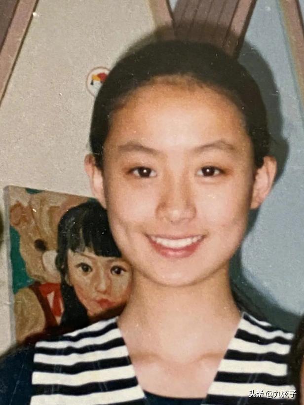 陈法拉谈婚后生活,陈法拉二婚后与女儿合影