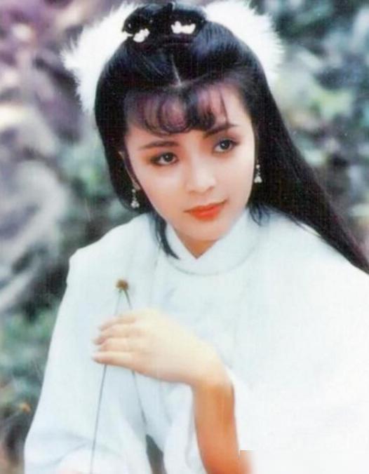 刘德华27岁的电影视频,刘德华几岁向吴倩莲求过婚