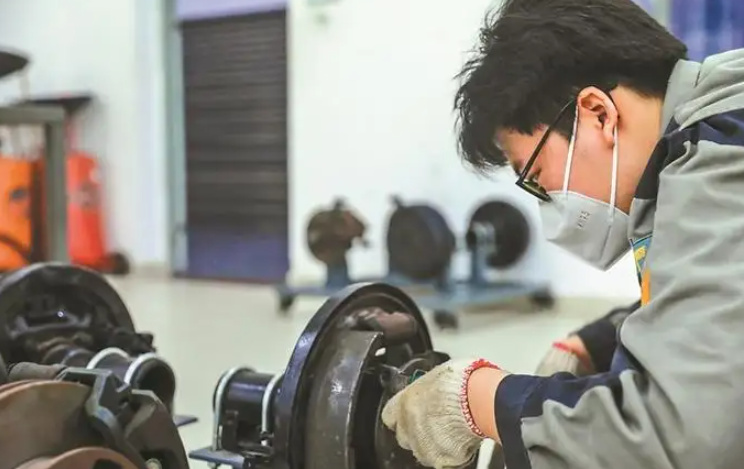 中职国防生可以先退学再转校吗,中职院校退学转校手续