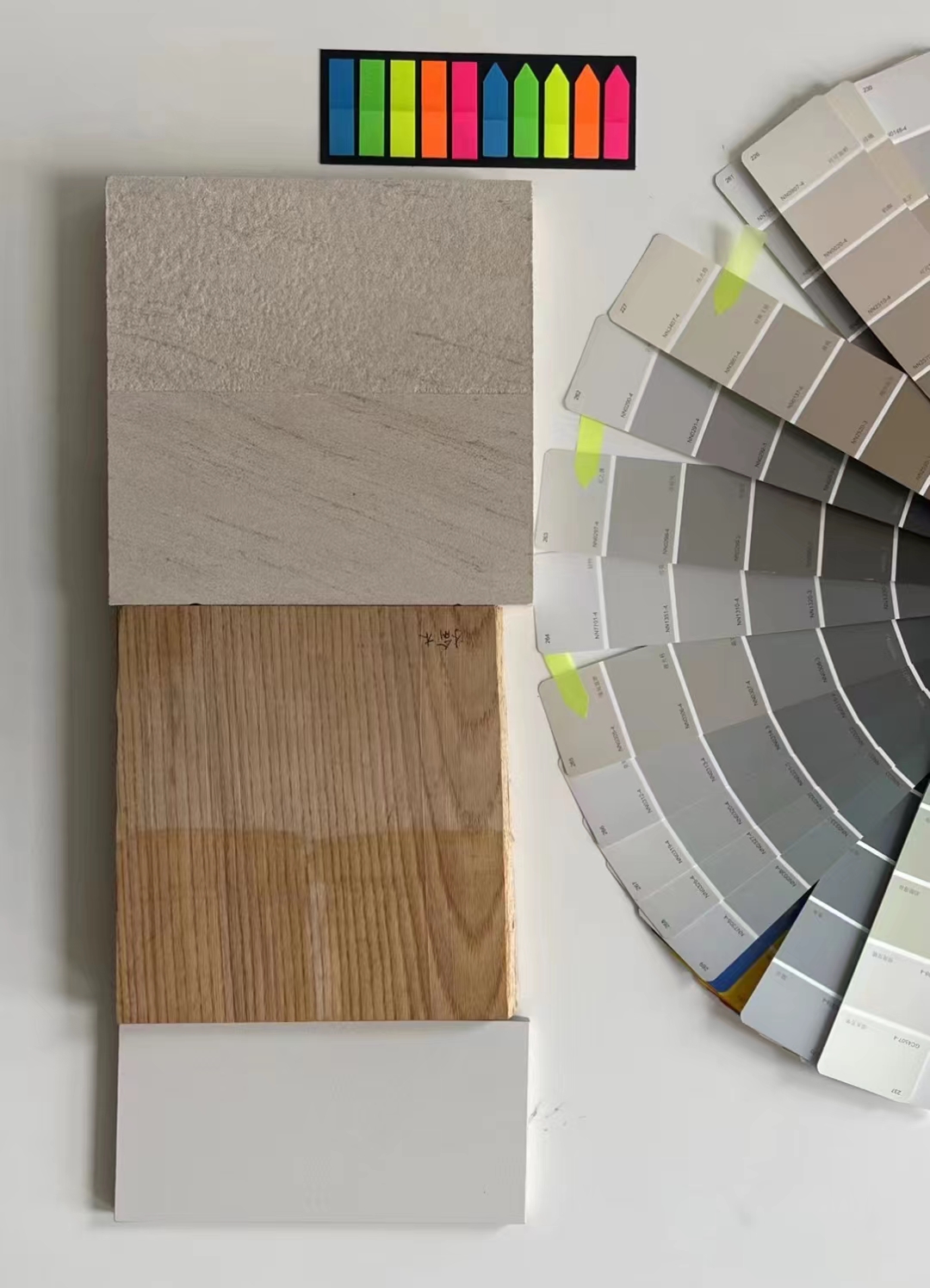 平面设计如何选择显示器,做建筑设计的显示器