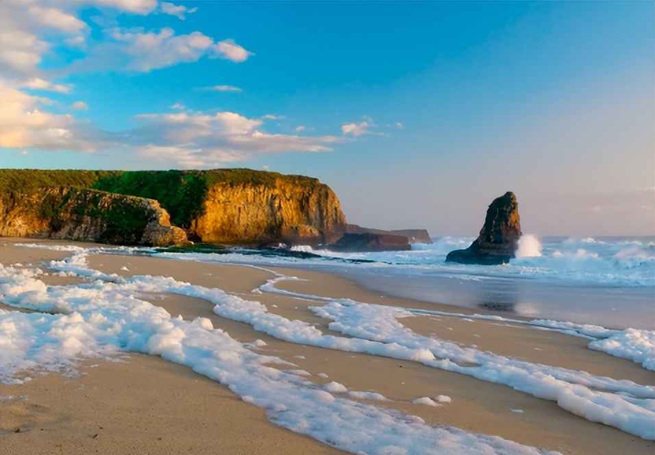 描写夏日清凉的古诗词,用古诗词来描写夏天的炎热
