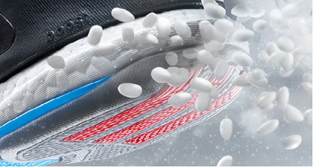 鞋底比较高的阿迪耐克,耐克李宁鞋底材料是怎么流出来