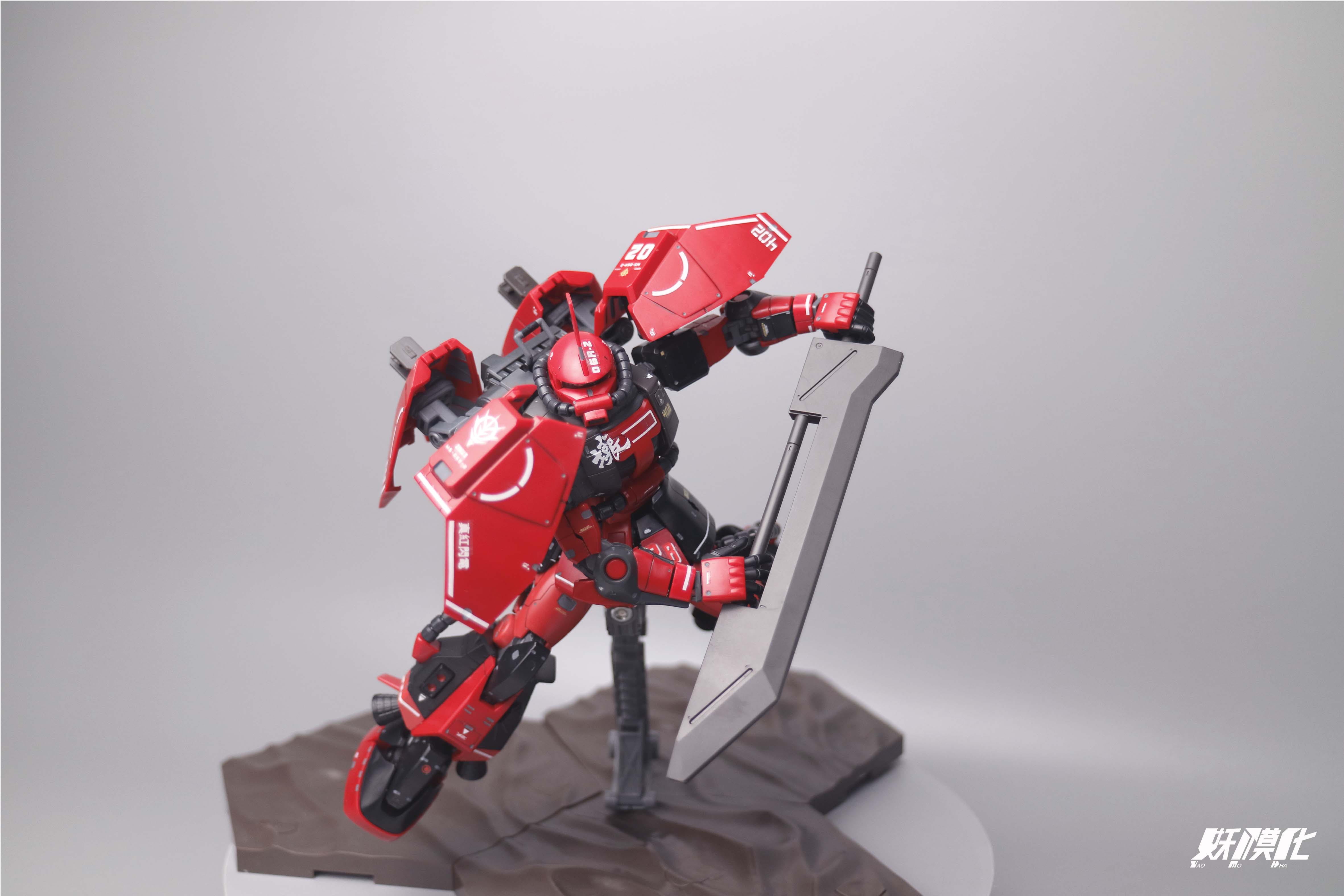 只要够想法，模型素组也能改出好作品-武士扎古