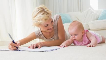 哺乳期乳房硬块突然发烧怎么回事,哺乳期突然乳房有硬块痛怎么回事