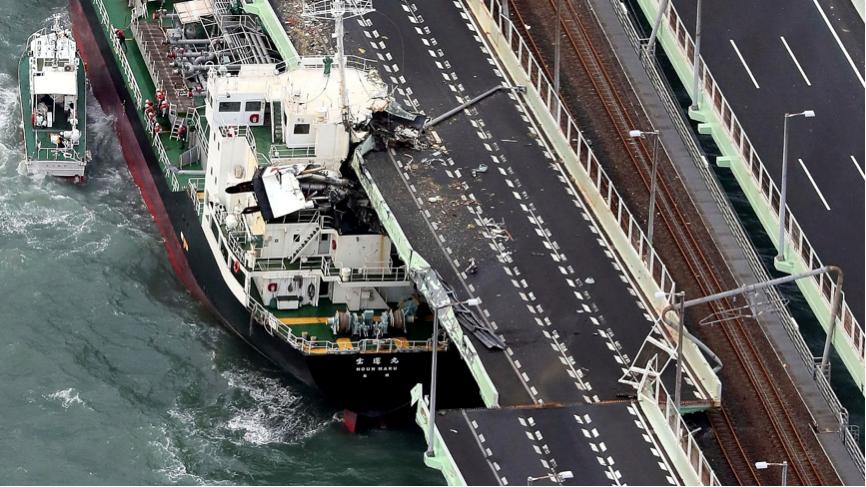 航海的船能抗住多大台风,航海遇到大台风沉船