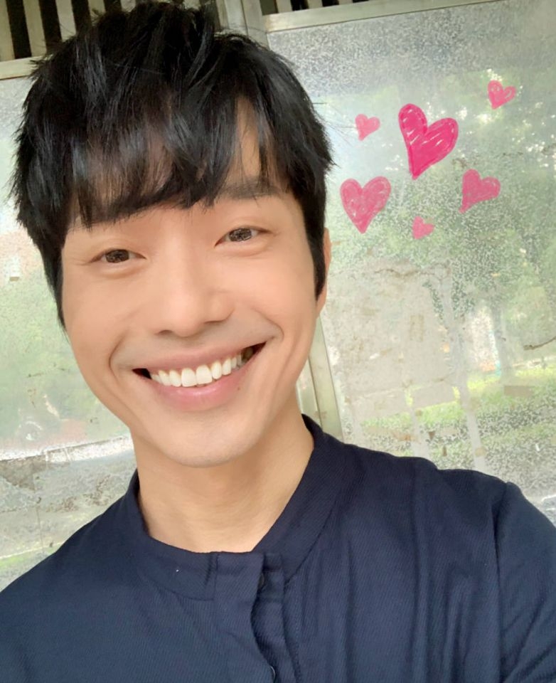 男星减肥后颜值变化,男明星减肥瘦到脱相