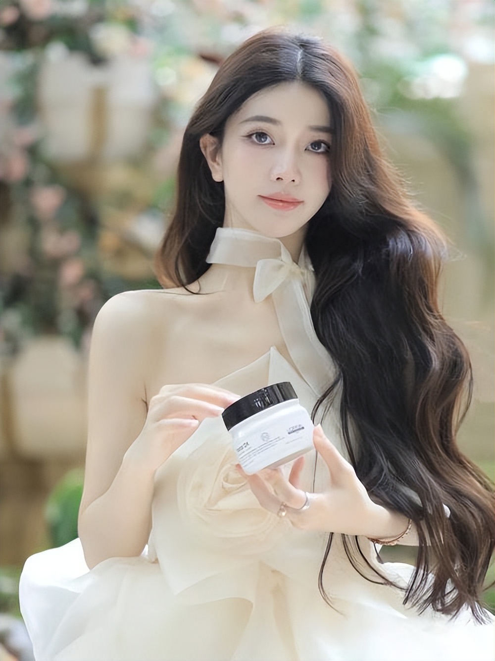 海飞丝清扬阿道夫洗发水哪个更好,洗发水是清扬的好还是海飞丝的好