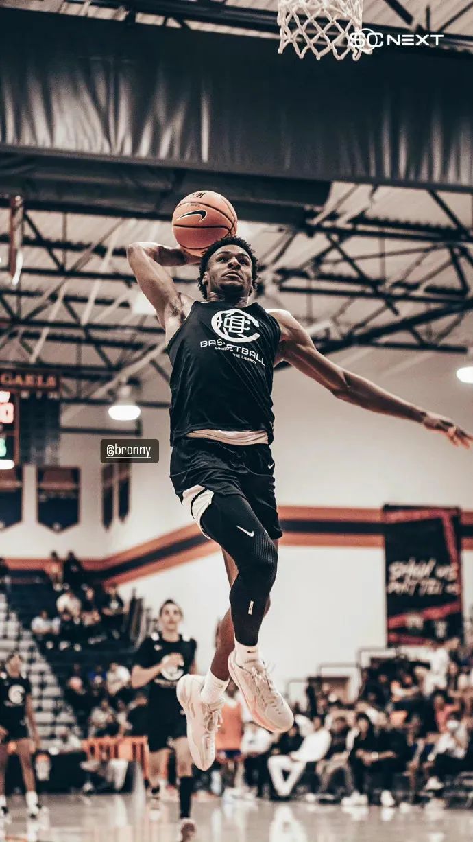 詹姆斯新签合同,詹姆斯两个儿子签约