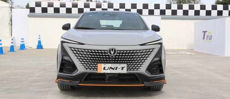 2021长安uni-t外观秀,年轻人必选的suv长安uni-t