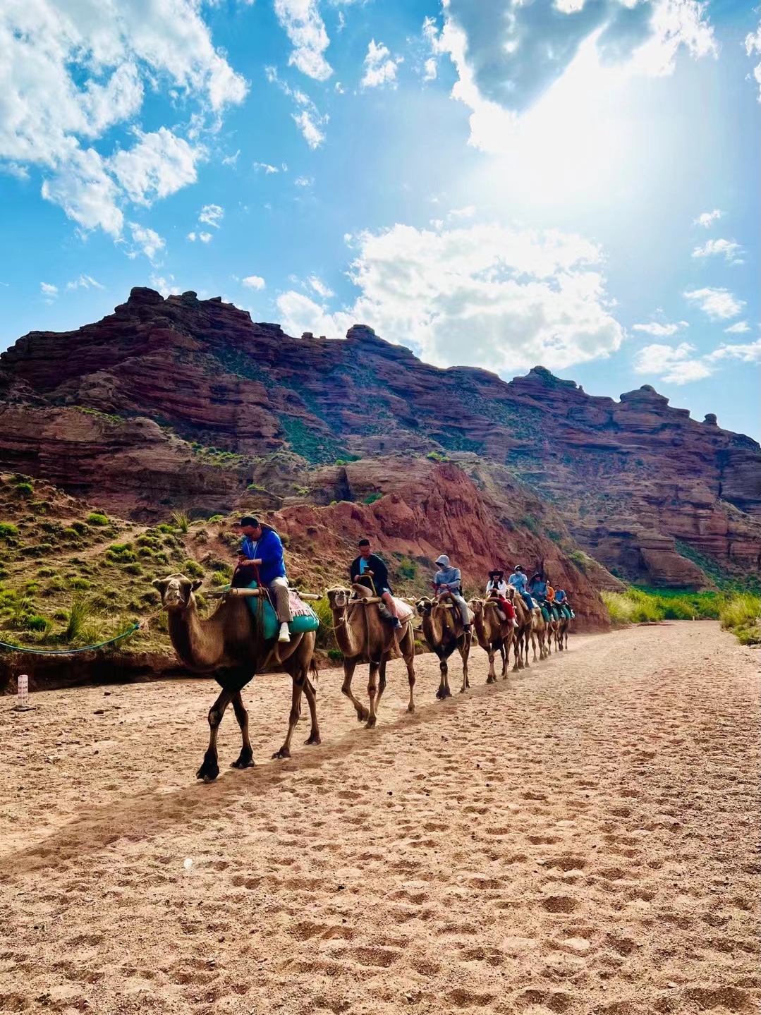 开着欧尚X5去大西北！记录张掖奇幻探索之旅~