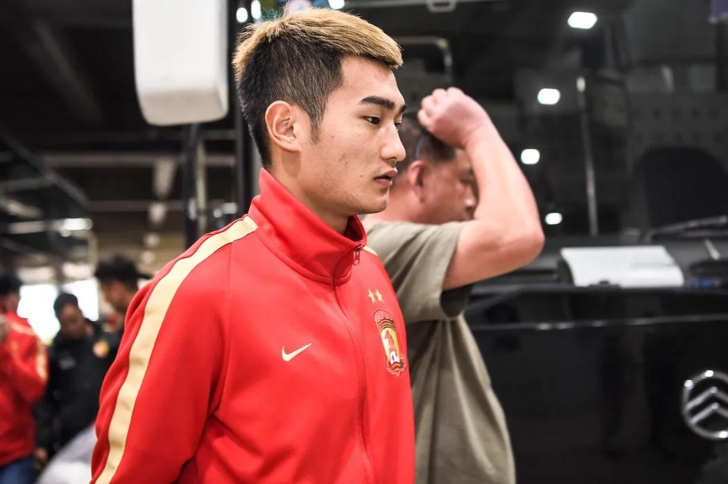 中国男足足球教练最新消息,中国足球队教练名单公布最新消息