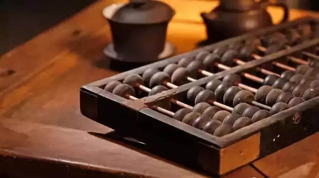 老算盘价值不菲吗,普通老算盘有收藏价值吗