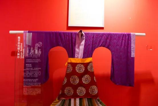 中国各朝代妆容书籍,中国各朝代服饰妆容书籍