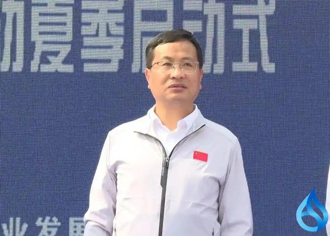 鎮夊凹濂ヨ繍鍐犲啗鏉庡,鎮夊凹濂ヨ繍璺戞鍐犲啗