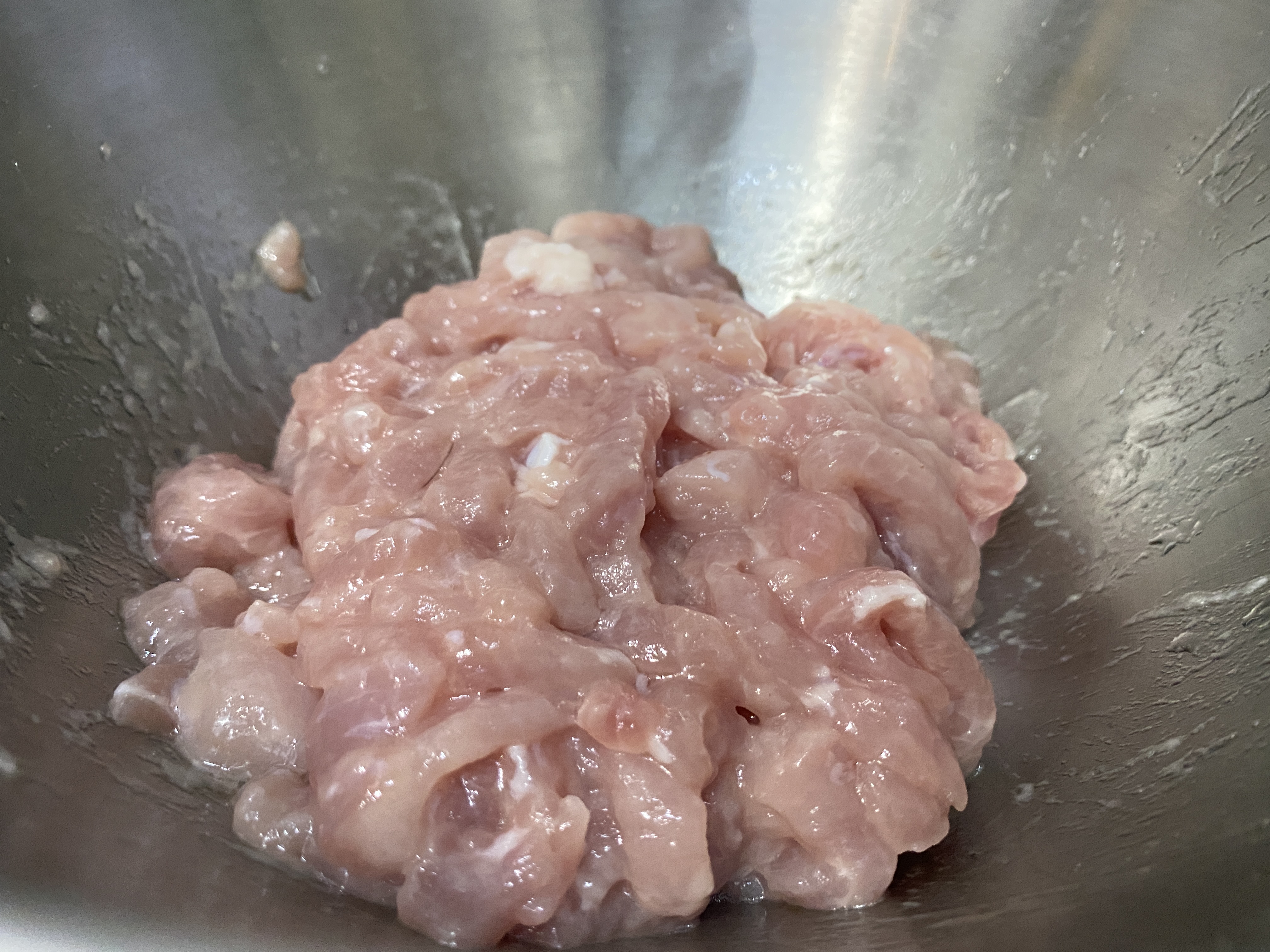 铁锅炒肉丝,为什么炒肉丝肉丝粘锅