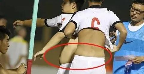 男足保姆,北京保姆揭露男足