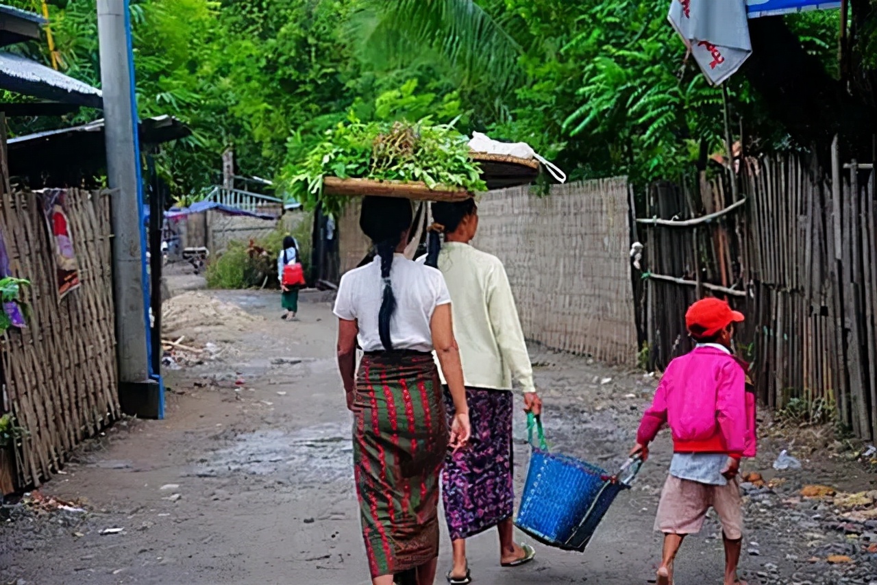 缅甸姑娘嫁中国湖北,缅甸女孩嫁中国小伙生下双胞胎