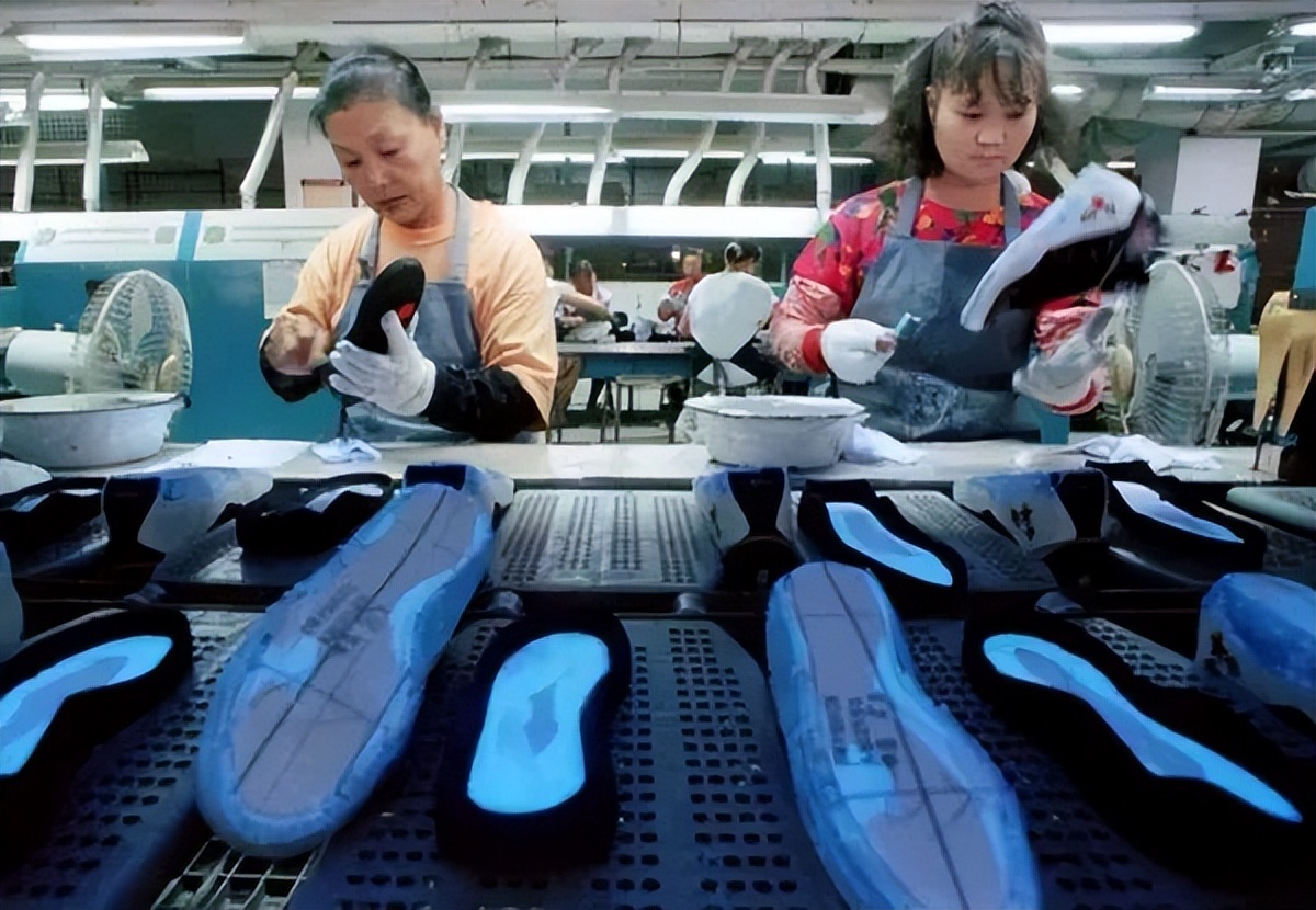 鞋类销量,鞋类市场份额