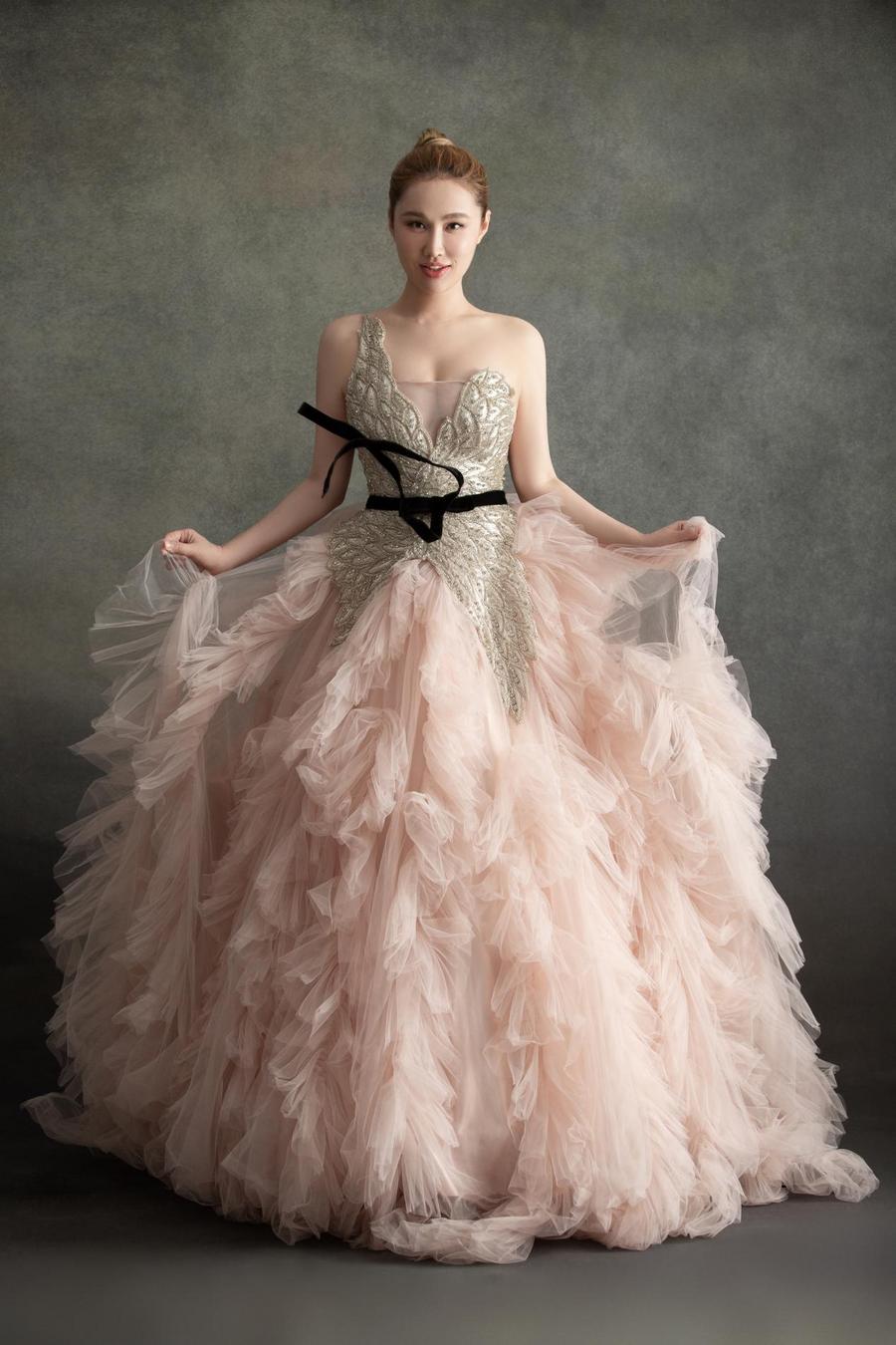 女高音王冰冰,女高音王冰冰视频完整版