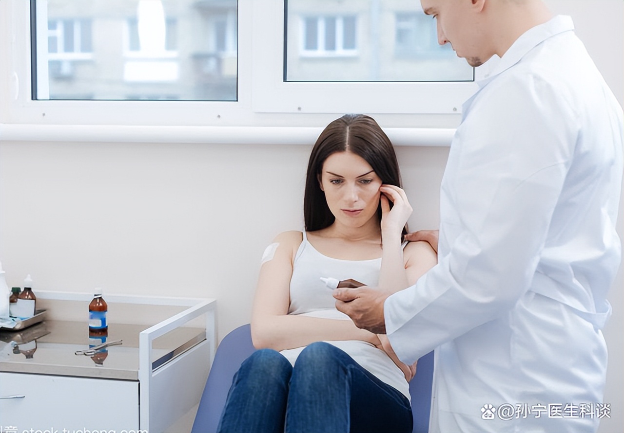 一年发现4名20岁宫颈癌患者：三个症状是前兆，很多人没当回事