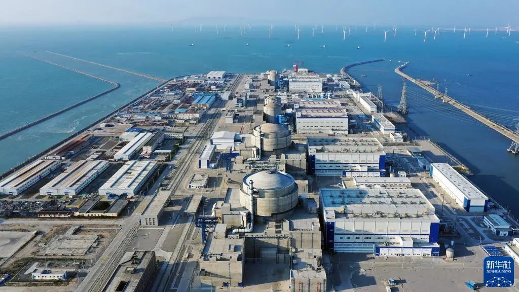 “疫情要防住、经济要稳住、发展要安全”——习*平近**总书记引领高效统筹疫情防控和经济社会发展述评