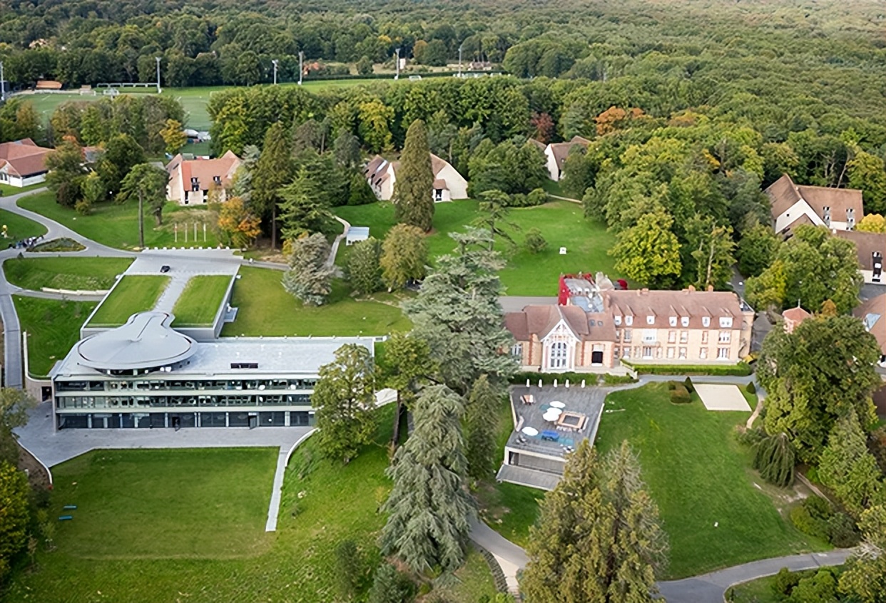 泉果世界杯特辑|文化与少年法国足球背后的金字塔逻辑