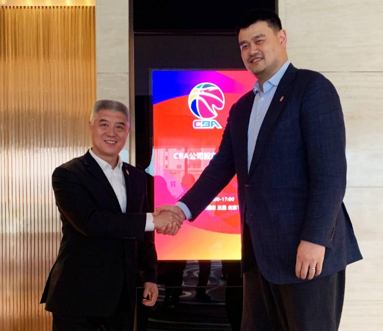 cba重磅引援北京首钢新疆男篮,cba选秀大会郭艾伦