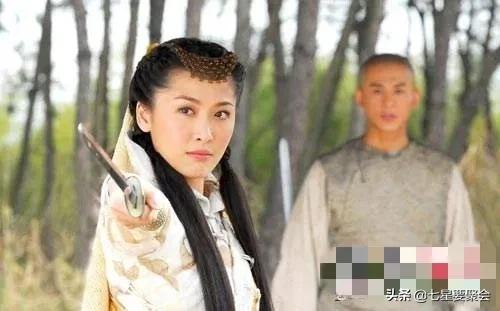 金庸武侠小说《书剑恩仇录》第一章古道腾驹惊白发危峦快剑识青翎