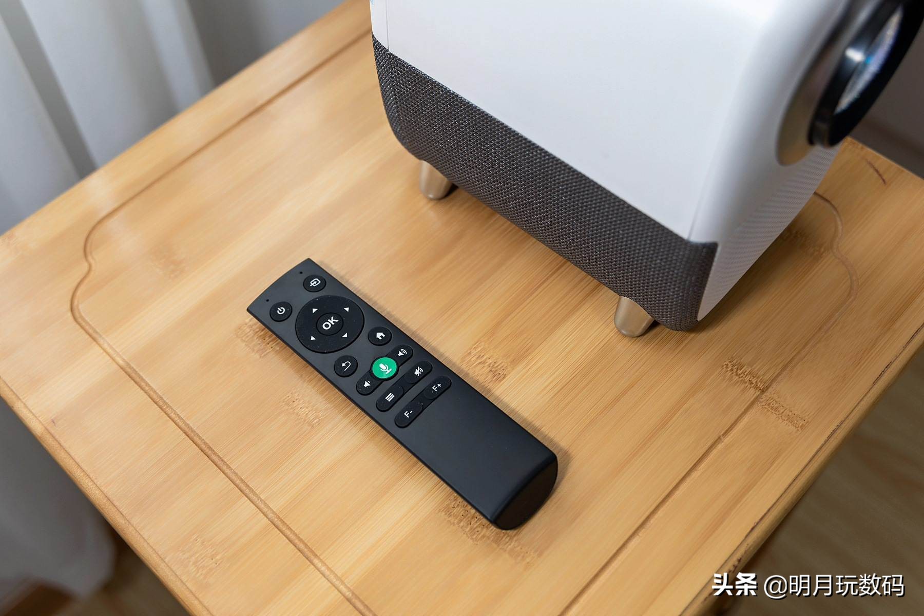 泰捷weboxt1投影仪和t1s怎么选,泰捷投影t1s缺点